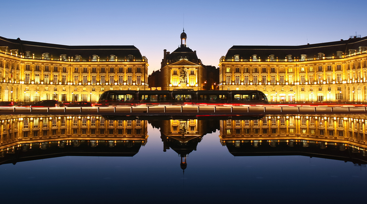 The Miroir d'Eau in front of the Place de la Bourse is most spectacular at night.